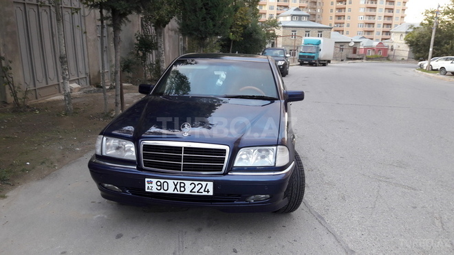 Mercedes C 240 1998, 298,547 km - 2.4 l - Bakı