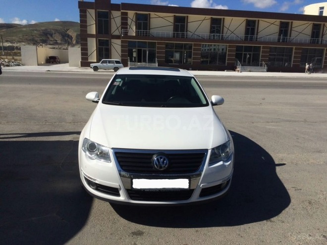 Volkswagen Passat 2010, 139,000 km - 1.8 л - Bakı
