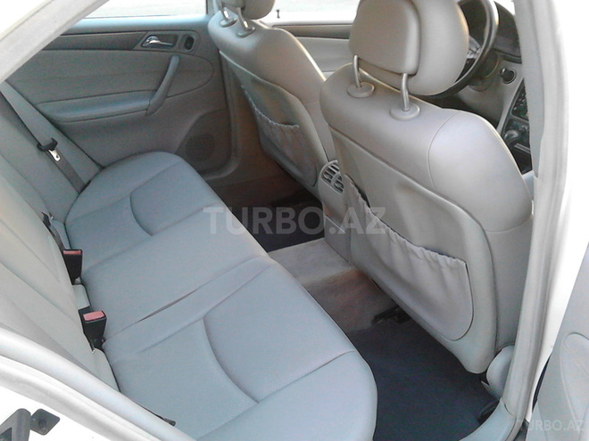 Mercedes C 230 2004, 325,000 km - 1.8 l - Bakı