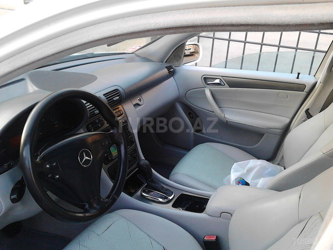 Mercedes C 230 2004, 325,000 km - 1.8 l - Bakı