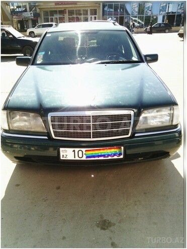 Mercedes C 180 1995, 336,700 km - 1.8 l - Quba