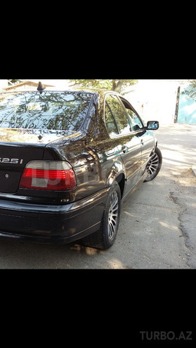BMW 525 2001, 370,000 km - 2.5 l - Bakı