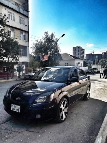 Kia Rio 2006, 140,000 km - 1.6 l - Bakı