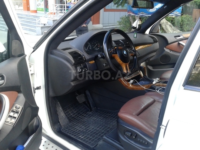 BMW X5 2002, 175,000 km - 4.4 l - Bakı