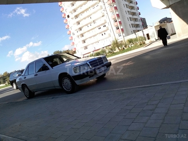 Mercedes 190 1990, 404,492 km - 1.8 л - Bakı