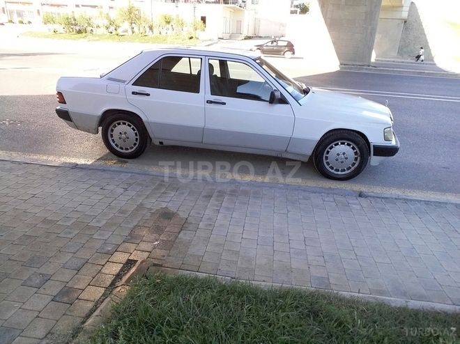 Mercedes 190 1990, 404,492 km - 1.8 л - Bakı