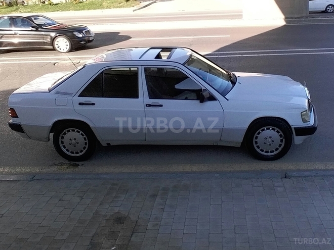 Mercedes 190 1990, 404,492 km - 1.8 л - Bakı