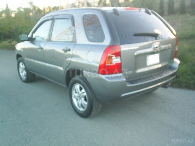 Kia Sportage 2007, 135,000 km - 2.0 l - Bakı