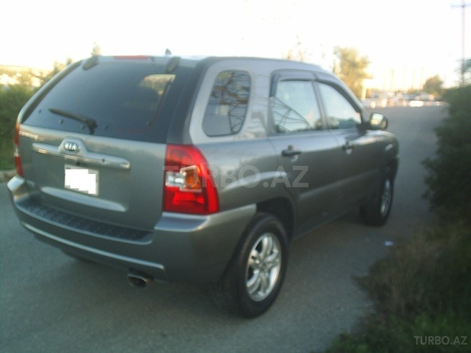 Kia Sportage 2007, 135,000 km - 2.0 l - Bakı