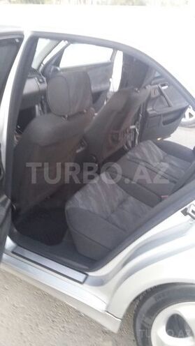 Mercedes E 200 2000, 301,200 km - 2.0 l - Bakı