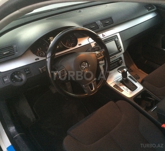 Volkswagen Passat 2011, 104,000 km - 1.8 l - Bakı