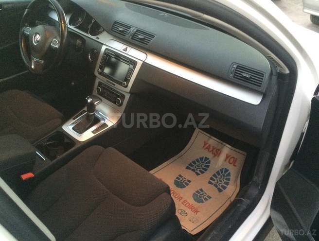 Volkswagen Passat 2011, 104,000 km - 1.8 l - Bakı