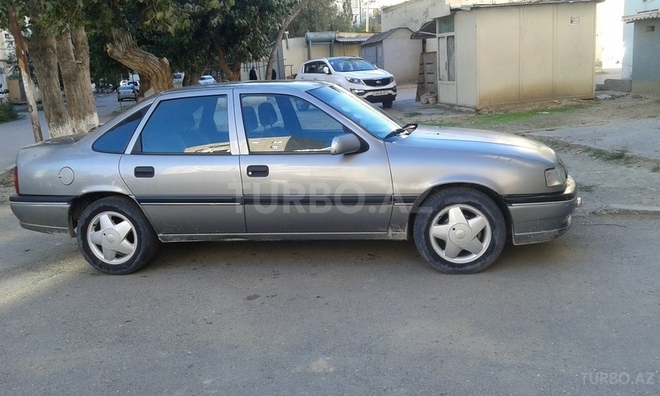 Opel Vectra 1994, 3,588,699 km - 2.0 l - Sumqayıt