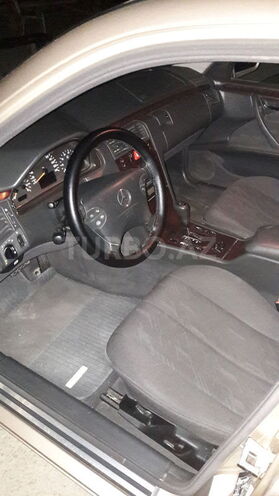 Mercedes E 200 2000, 252,000 km - 2.0 l - Şəmkir