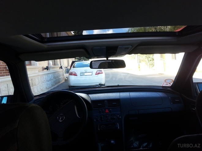 Mercedes C 200 1999, 180,000 km - 2.0 л - Bakı
