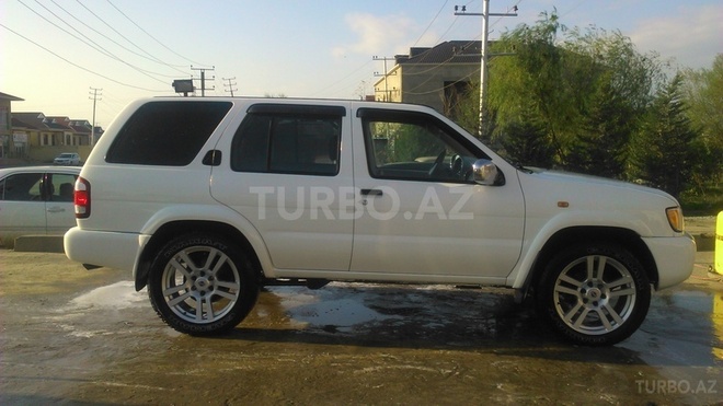 Nissan Pathfinder 2002, 220,000 km - 3.3 l - Bakı
