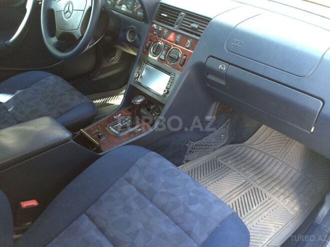 Mercedes C 200 1999, 219,000 km - 2.0 l - Bakı