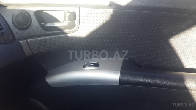 Kia Sportage 2008, 184,000 km - 2.0 l - Bakı