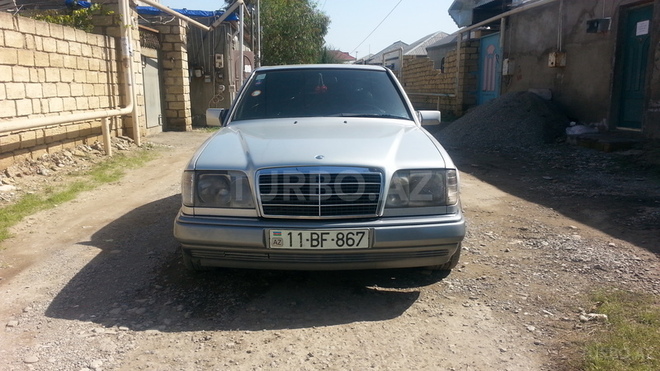 Mercedes E 300 1995, 250,000 km - 3.0 л - Bakı
