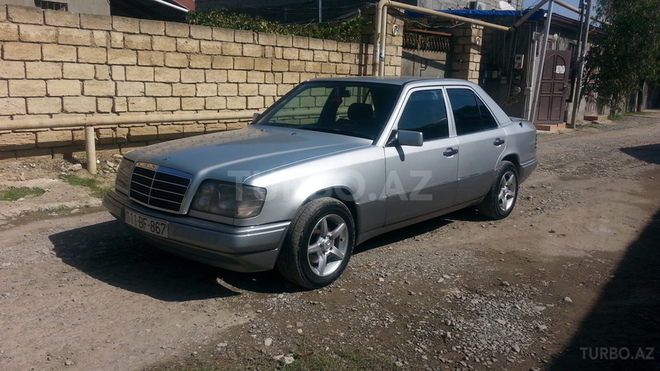Mercedes E 300 1995, 250,000 km - 3.0 л - Bakı