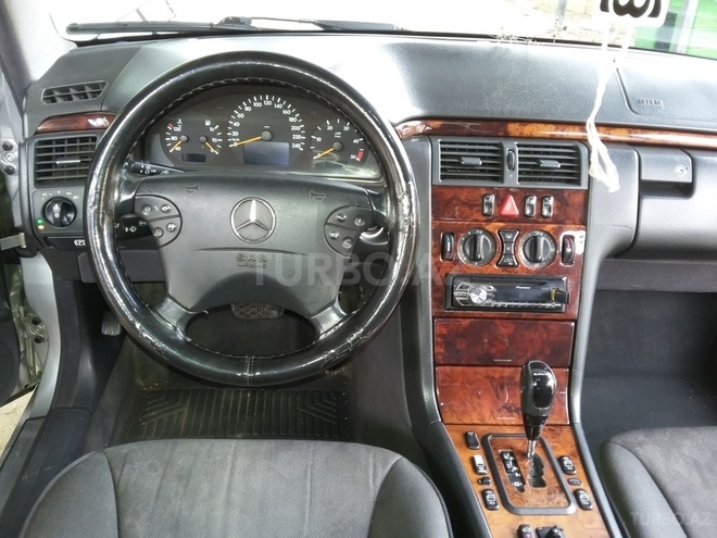 Mercedes E 220 1999, 510,364 km - 2.2 l - Bakı