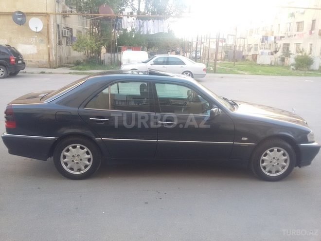 Mercedes C 180 1997, 237,374 km - 1.8 l - Bakı