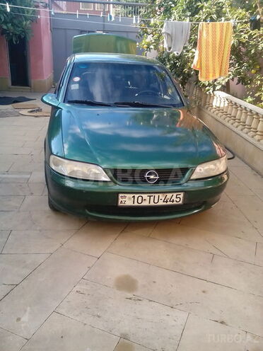 Opel Vectra 1996, 285,000 km - 1.6 l - Bakı