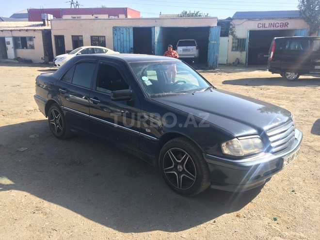 Mercedes C 180 1999, 230,000 km - 1.8 l - Bakı