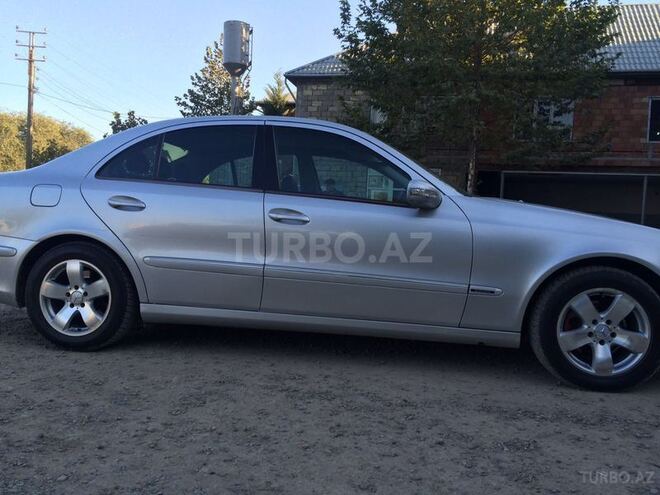 Mercedes E 270 2002, 325,000 km - 2.7 л - Biləsuvar