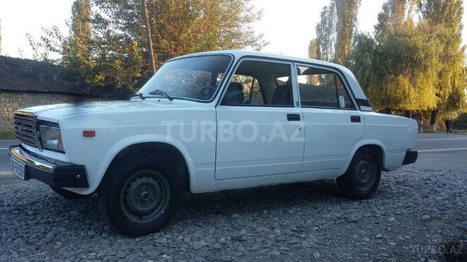 LADA (VAZ) 2107 2009, 130,000 km - 1.6 l - Bakı