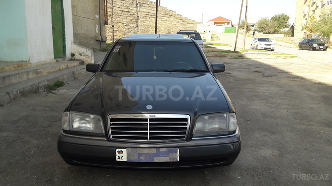 Mercedes C 180 1995, 300,000 km - 1.8 л - Bakı