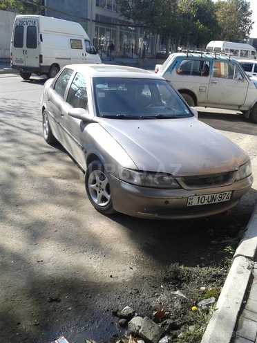 Opel Vectra 1995, 267,500 km - 1.6 л - Gəncə