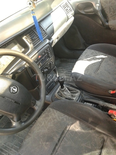 Opel Vectra 1995, 267,500 km - 1.6 л - Gəncə