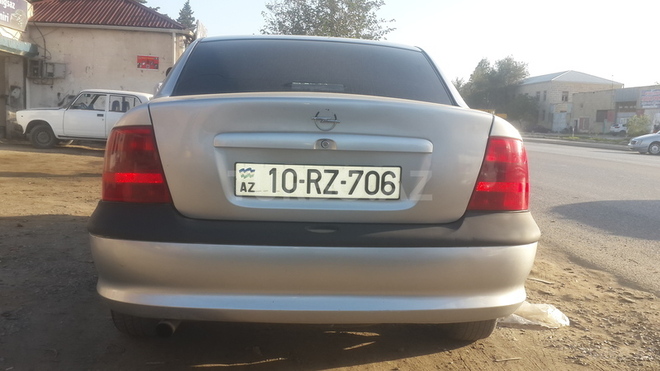 Opel Vectra 1997, 160,000 km - 1.8 л - Bakı