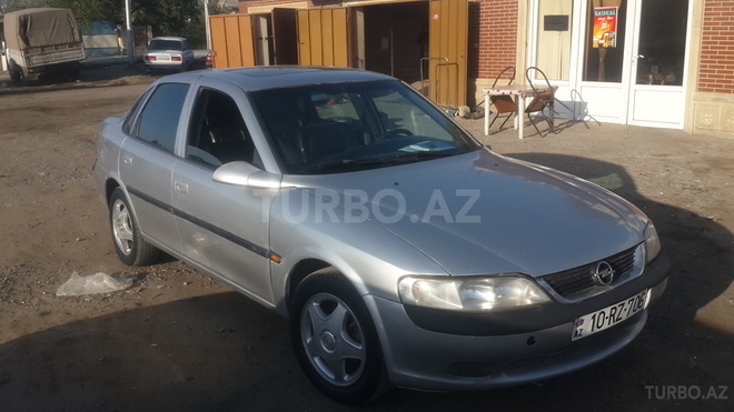 Opel Vectra 1997, 160,000 km - 1.8 л - Bakı