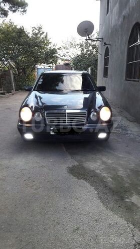 Mercedes E 200 1999, 250,000 km - 2.0 l - Gəncə