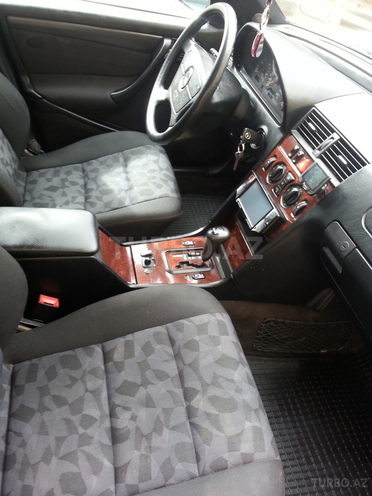 Mercedes C 180 1999, 175,000 km - 1.8 l - Sumqayıt