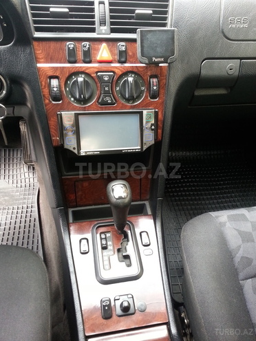 Mercedes C 180 1999, 175,000 km - 1.8 l - Sumqayıt