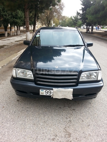 Mercedes C 180 1999, 175,000 km - 1.8 l - Sumqayıt
