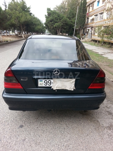 Mercedes C 180 1999, 175,000 km - 1.8 l - Sumqayıt