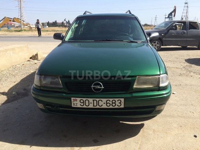 Opel Astra 1997, 230,000 km - 1.6 l - Bakı