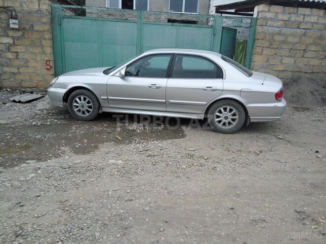 Hyundai Sonata 2004, 27,000 km - 2.0 l - Qusar