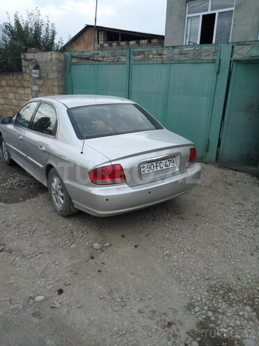 Hyundai Sonata 2004, 27,000 km - 2.0 l - Qusar