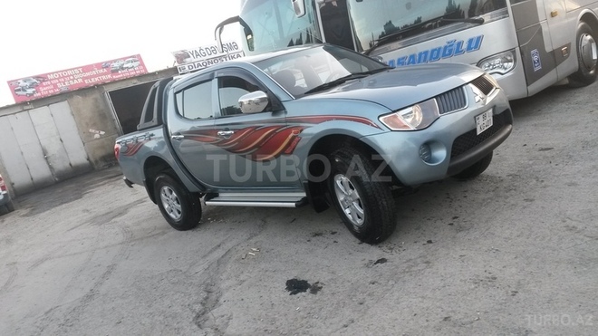 Mitsubishi L200 2008, 122,000 km - 2.5 l - Bakı