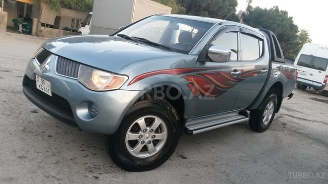 Mitsubishi L200 2008, 122,000 km - 2.5 l - Bakı