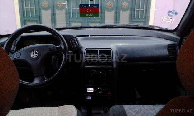 LADA (VAZ) 2110 2005, 110,000 km - 1.6 l - Quba