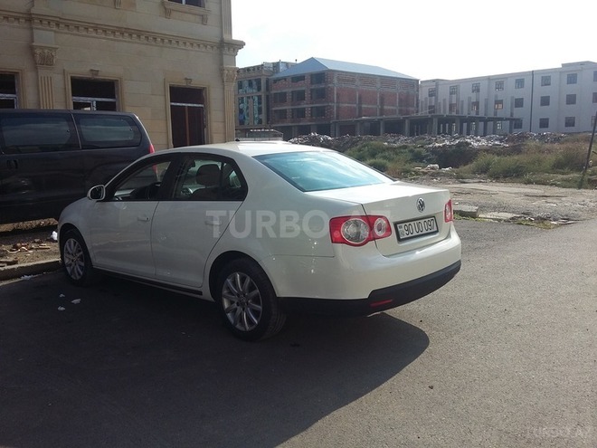 Volkswagen Jetta 2007, 218,300 km - 1.6 l - Bakı