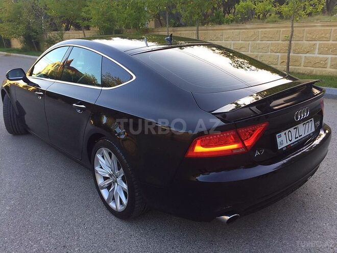 Audi A7 2013, 55,000 km - 3.0 l - Bakı
