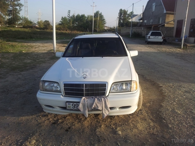 Mercedes C 200 1997, 262,000 km - 2.0 l - Xaçmaz