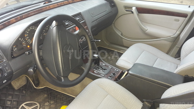 Mercedes C 180 1997, 324,152 km - 1.8 l - Bakı